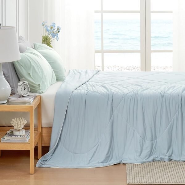 Cozy Bliss Cooling Comforter Queen Size, Cooling Blankets for Hot Sleepers and Night Sweats, Blue Summer Comforter for Queen Size Bed, Breathable Soft Lightweight Silk Smooth